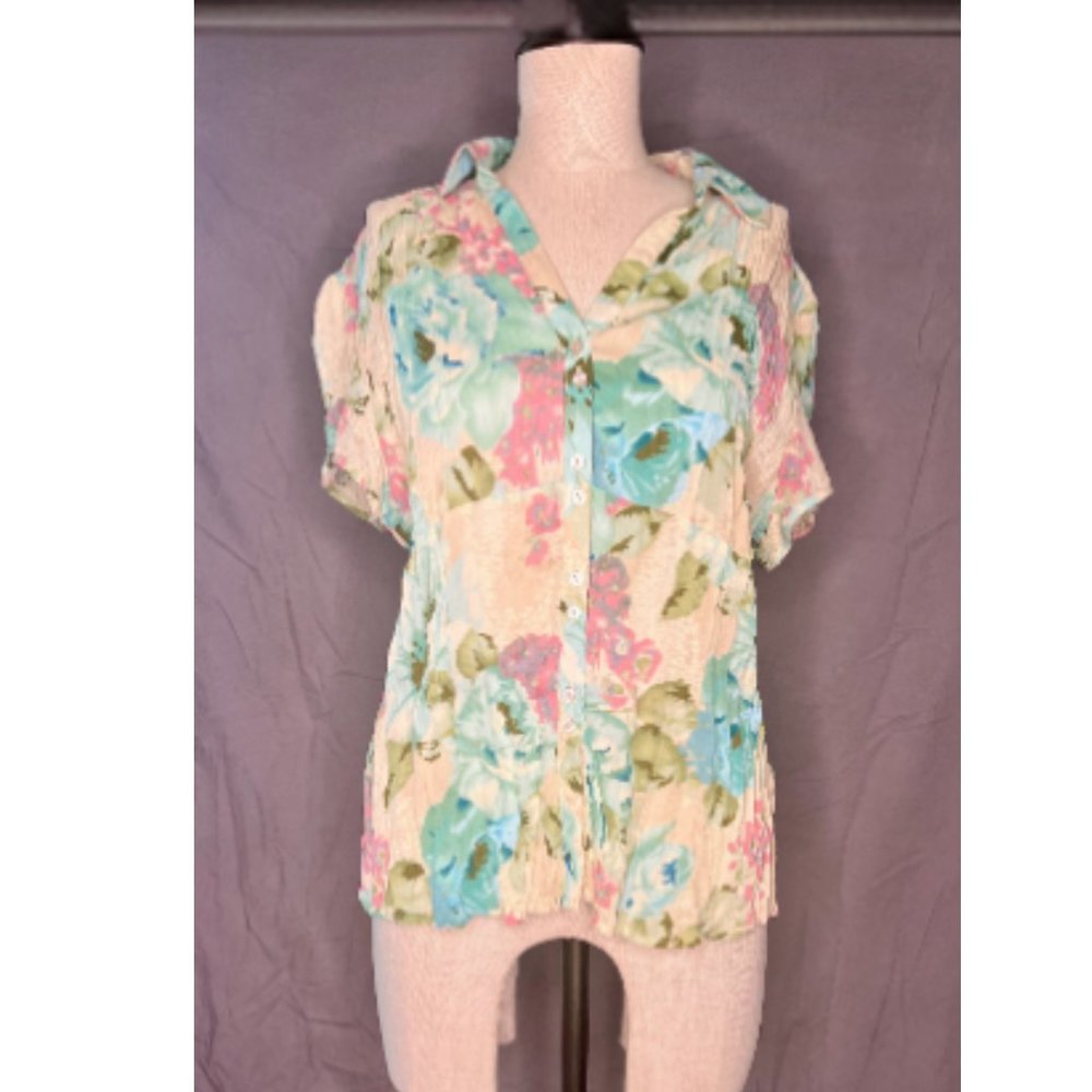 Allison Taylor Crinkle fabric floral blouse S:M